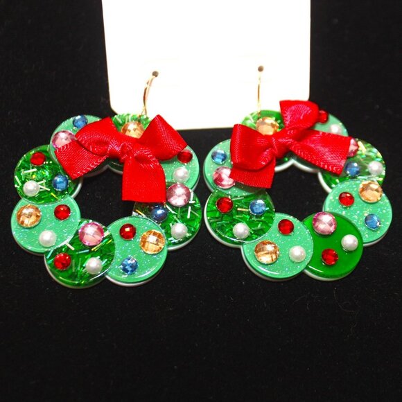 Glitter Resin Holiday Wreath with Multicolor Rhinestones and Red Bow - Picture 2 of 9